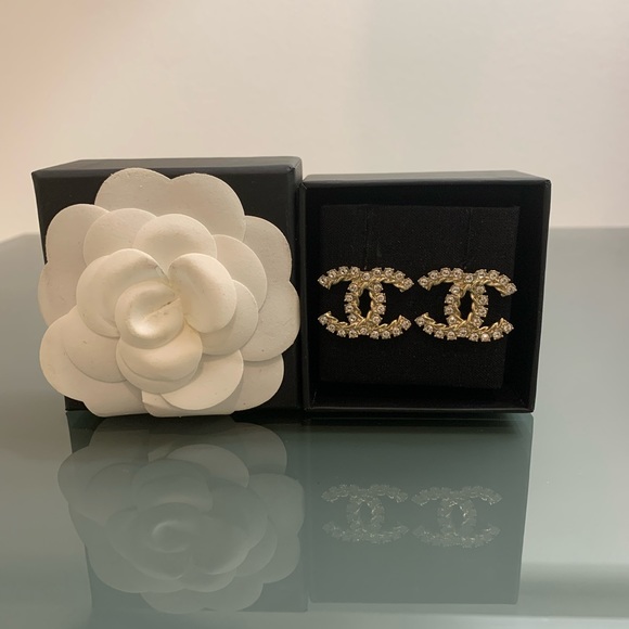 Authentic Chanel CC 21C NB4X large crystal logo earrings - Picture 2 of 7